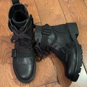 UGG ALL PURPOSE BOOTS